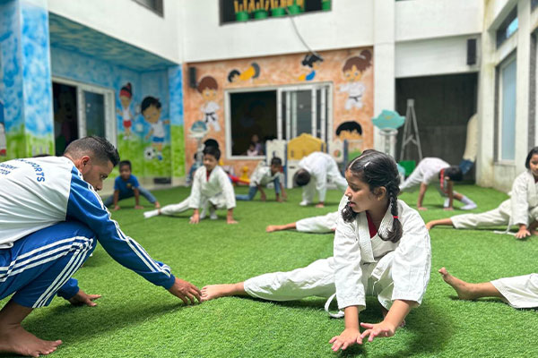 Enroll Now for Dance, Art, and Karate Classes at Little Buds Montessori School!